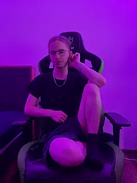 YoungSebi live XXX chat