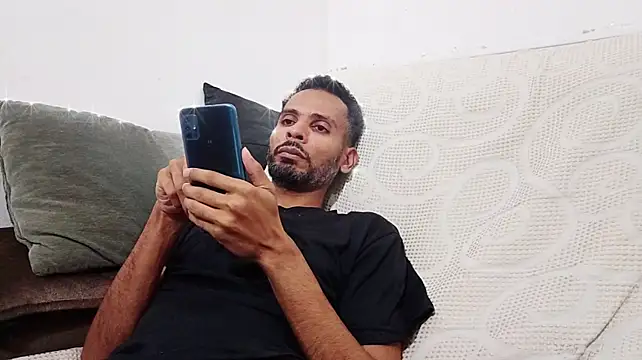 BlackAlphaPrime's Live XXX Chat