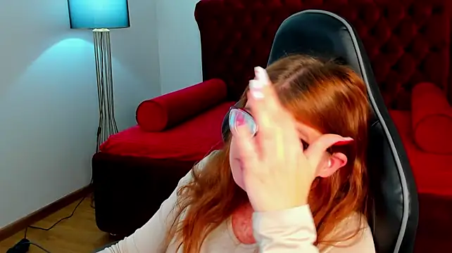 ChloeHalses 라이브 XXX 채팅
