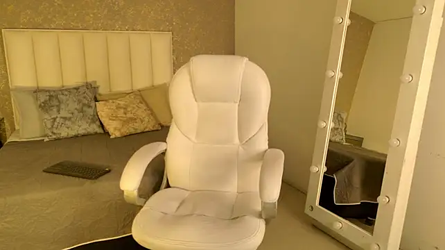 Czat XXX na żywo – JordanMiller_