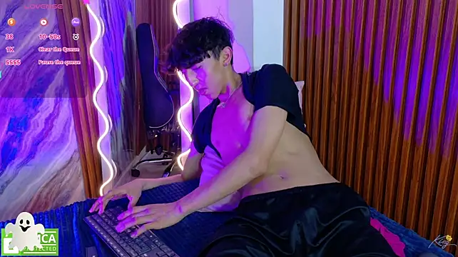 Chat XXX ao vivo de ETHANN_TAY1