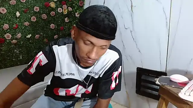 ManSant 现场XXX聊天