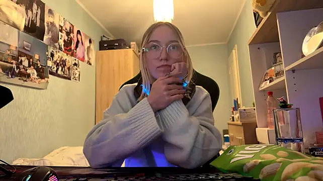 SoniaKotts' Live XXX Chat