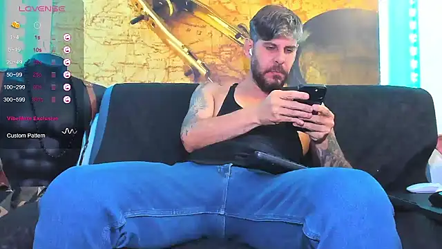 johny_bluexxx's Webcam Show
