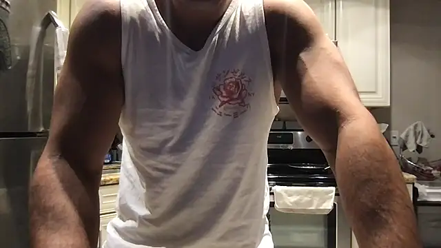 دردشة BigGuyMuscle الجنسية المباشرة