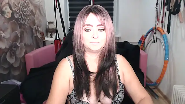 MISSgoddessMARIA Adlı Modelin Canlı XXX Sohbeti
