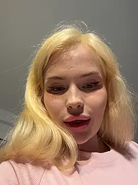 Vladamais Chat XXX live