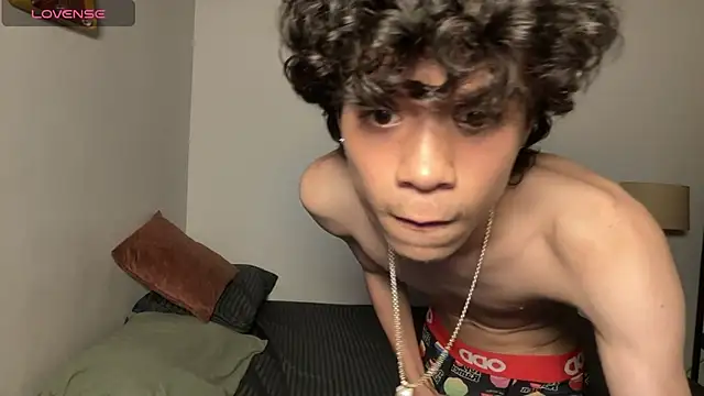 Chat XXX ao vivo de OopsAgain_