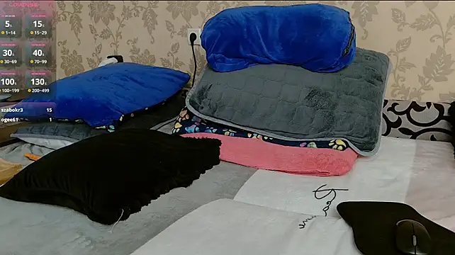 XXX chat uživo modela MartinBrandon