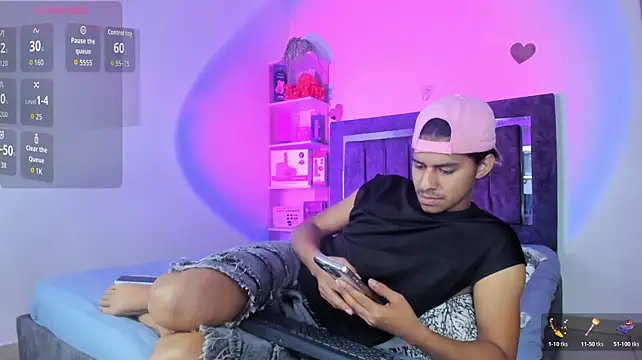 StevenSmith18 Live XXX-chat