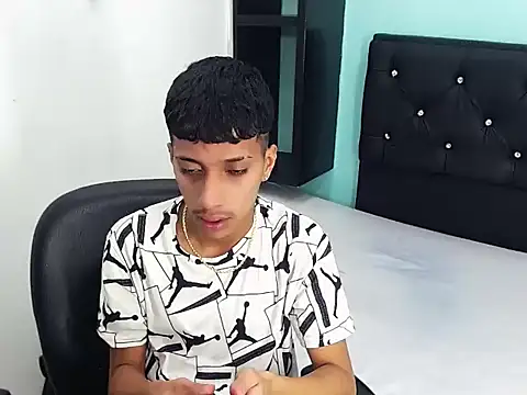 Chat XXX ao vivo de brayan__hot__