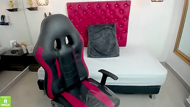 NathaliaSweet_11 Adlı Modelin Canlı XXX Sohbeti