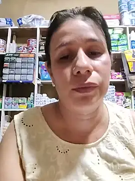دردشة MIA-LARIOS الجنسية المباشرة