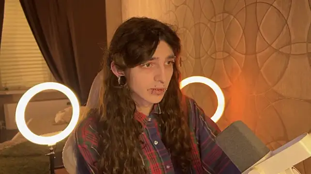 Kriisp Chat XXX in diretta