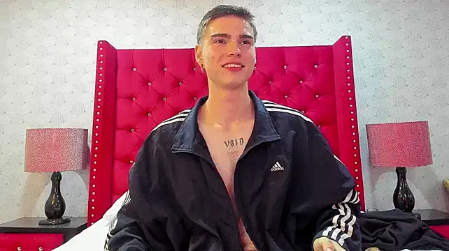 NickWild Live XXX Chat