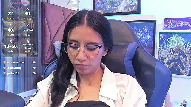 XXX chat uživo modela EviieGothell