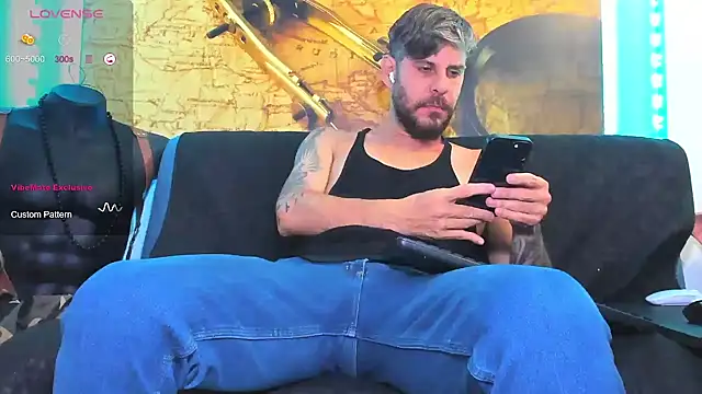 johny_bluexxx Chat XXX in diretta