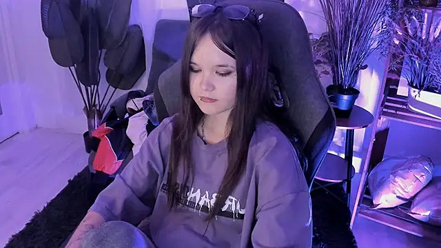 Elainebeness – Naživo XXX chat