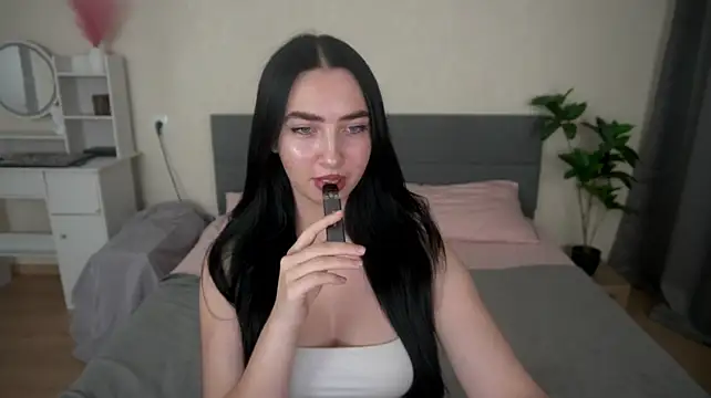 WildKittenX_ Chat XXX live