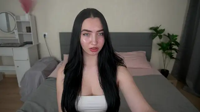 WildKittenX_ – Live XXX-chat