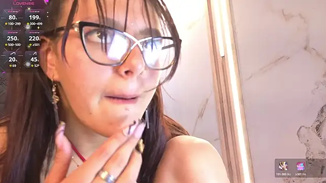 Chat XXX en directo de Chloe_bratzz