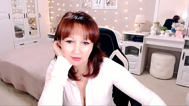 XXX chat uživo modela Adele_Evans1