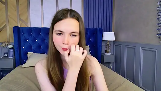 Thalia_Croft Adlı Modelin Canlı XXX Sohbeti