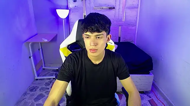 Liom_Gym's Live XXX Chat
