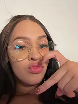 Živý XXX chat Lyly_Angelll