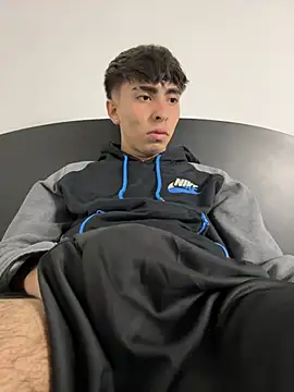 Chat +18 de MichaellSullivan ao vivo