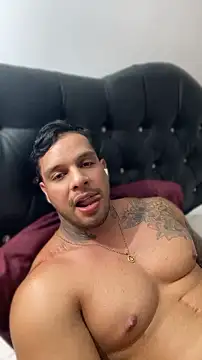 MarckMathews – Naživo XXX chat
