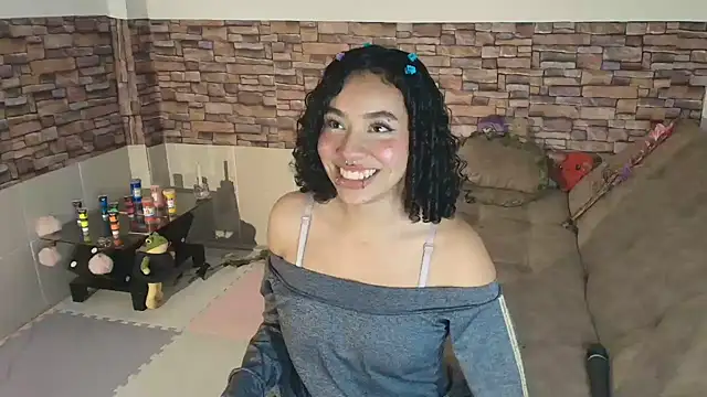 Dhalila_'s Live XXX Chat