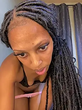 Sexylatisha's Live XXX Chat