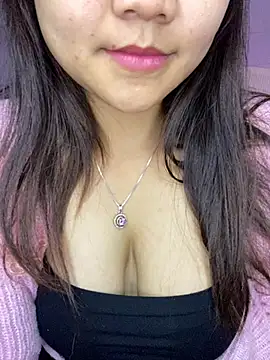Sunset-yll live XXX chat