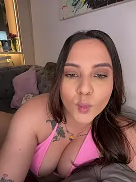 Arya_Brown_ Chat XXX in diretta