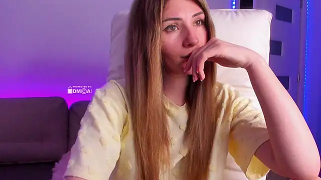 צ'אט XXX בשידור חי של meeeeeeeeeeow
