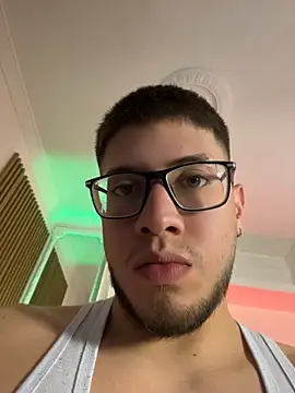 Chatroom XXX en direct de SebastianMaximoff_