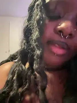 nylabbyugh – Naživo XXX chat