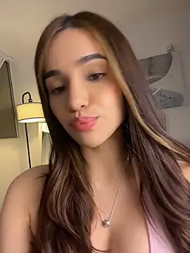 AllieEvans XXX чат на живо