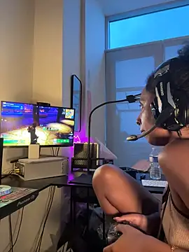 Your_Paris' Webcam Show