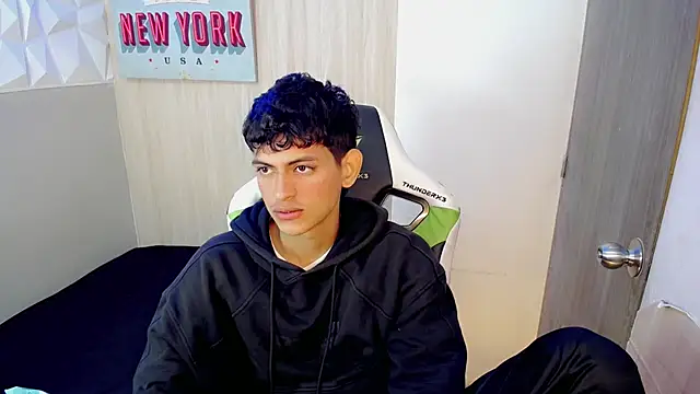 XXX chat uživo modela Drew_Nyb