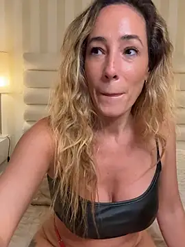 SweetAlegra_ Chat XXX in diretta