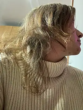 Cherryxx Adlı Modelin Canlı XXX Sohbeti