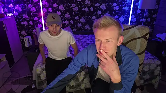 Živý XXX chat Vuitton