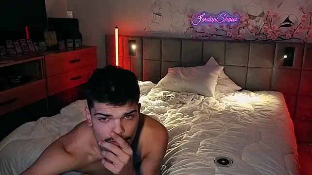 JordanShow élő XXX-chatje