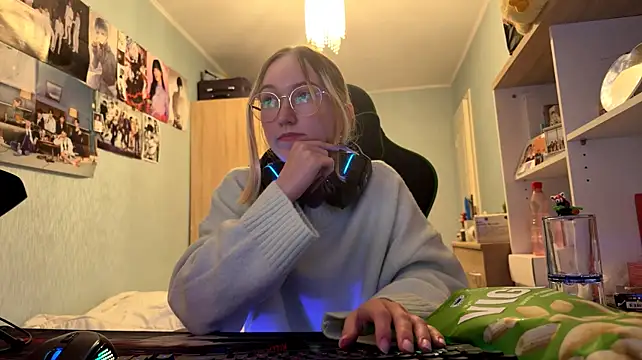 SoniaKotts – Naživo XXX chat