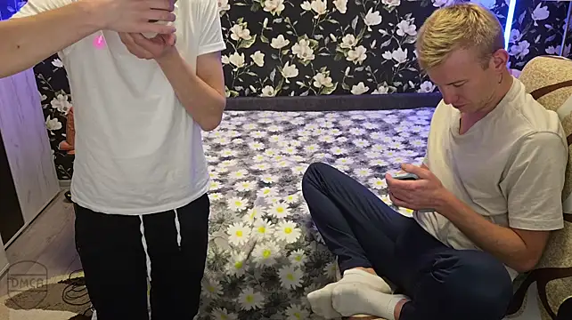 VuittonのライブXXXチャット
