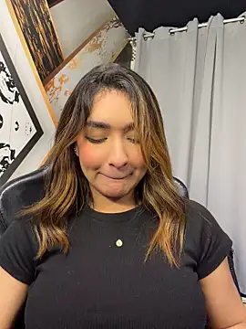 jenn_fit Chat XXX in diretta