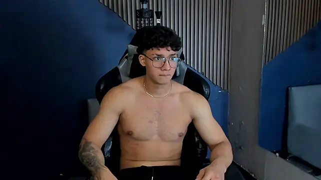 Axxel_Muscle XXX чат на живо