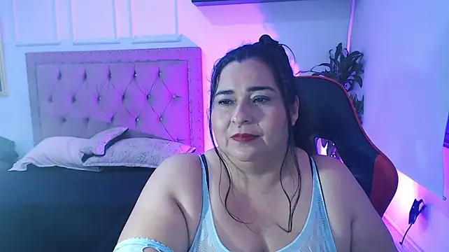 katiusca_rm Adlı Modelin Canlı XXX Sohbeti